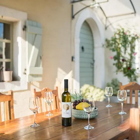 Rustical Allure With Private Pool, Bbq And Children Playground