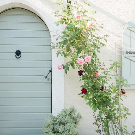 Hotel Rustical Allure With Private Pool, Bbq And Children Playground 4*